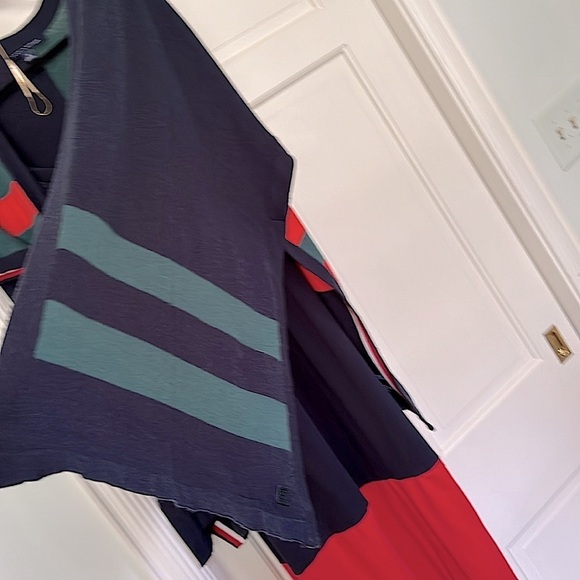 RUGBY Tommy Hilfiger Knit Cape Stripes Arm Holes 32” Length - Picture 10 of 13